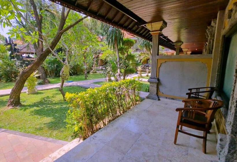 수피리어 룸 1층, Satriya Cottages