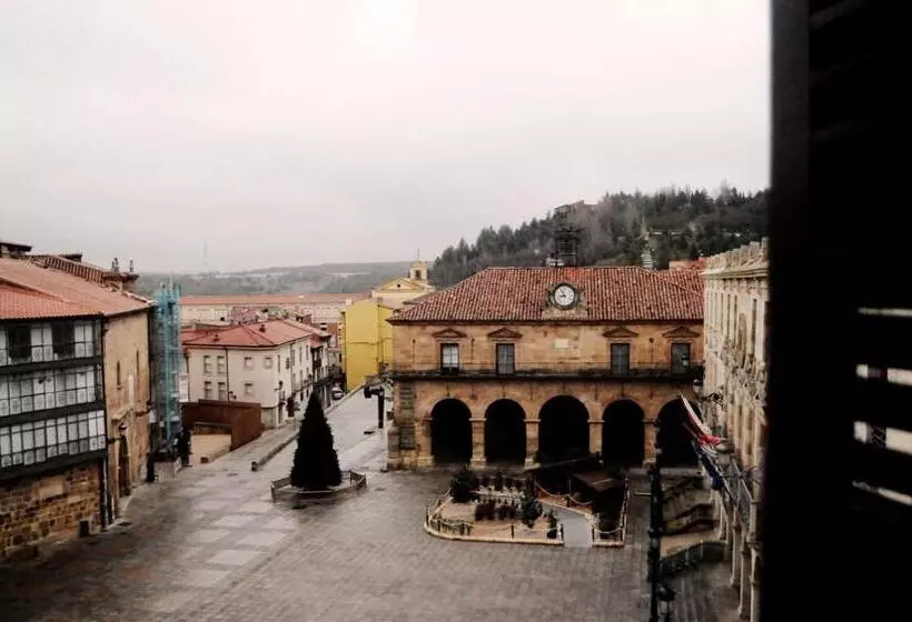 اتاق سوپریور, Soria Plaza Mayor