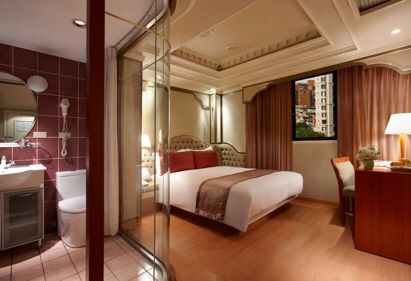 اتاق استاندارد, Tai Hope