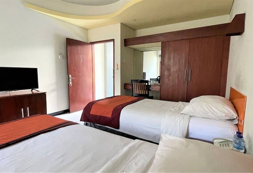 Номер Deluxe, The Yani Hotel Bali