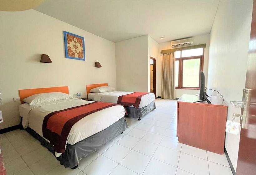 Номер Deluxe, The Yani Hotel Bali