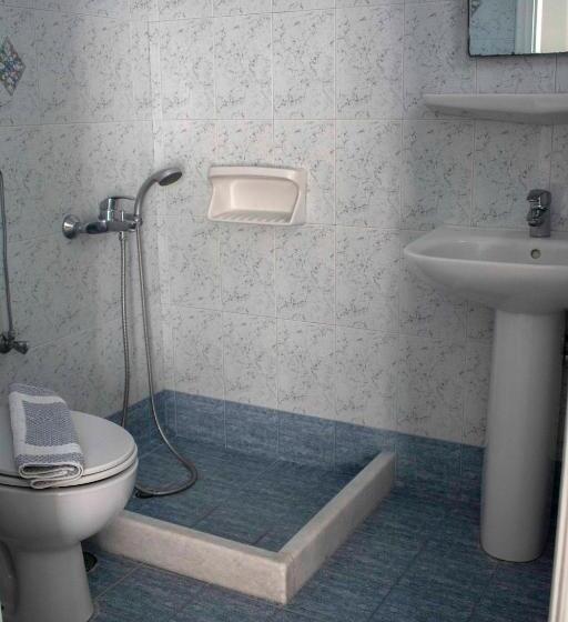 エコノミールーム, Pension George