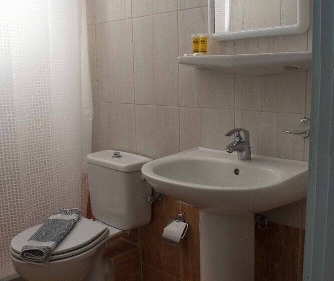 スタンダードルーム, Pension George