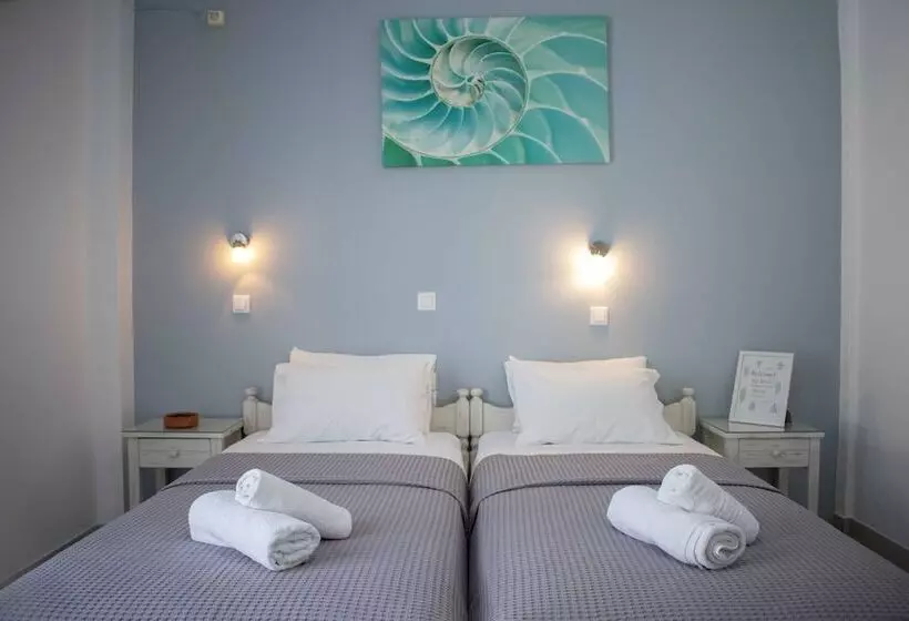 Economy Quadruple Room, Pension George