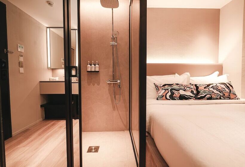 اتاق اجرایی, 1900 Express Chinatown