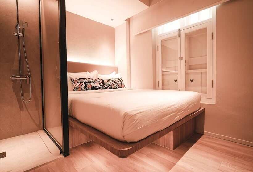 اتاق اجرایی, 1900 Express Chinatown