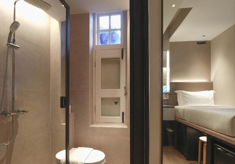 اتاق استاندارد یک نفره, 1900 Express Chinatown