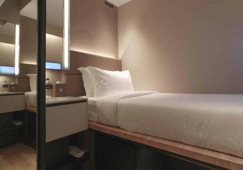 اتاق استاندارد یک نفره, 1900 Express Chinatown