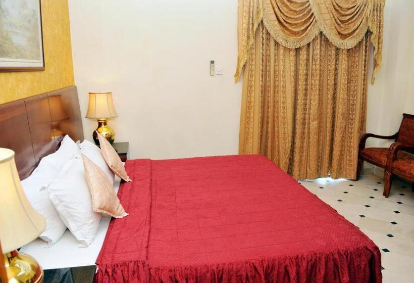 اتاق استاندارد با تخت بزرگ, Al Bahjah