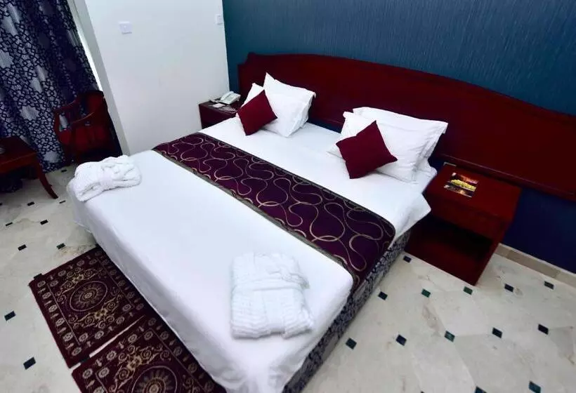 اتاق استاندارد با تخت بزرگ, Al Bahjah