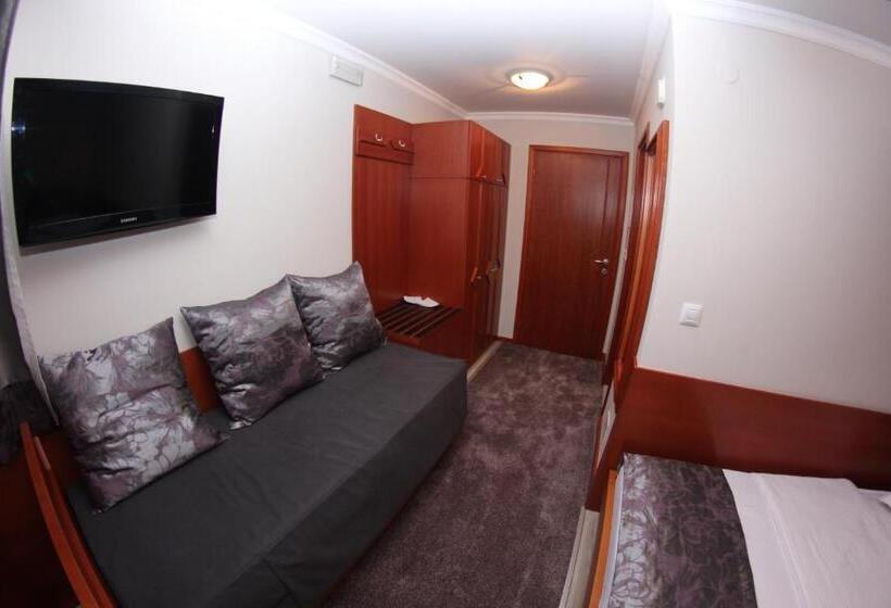 اتاق استاندارد سه نفره, Bosna 1