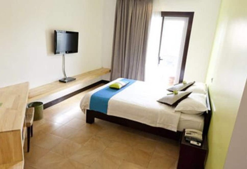 Номер Deluxe с Балконом, Cara