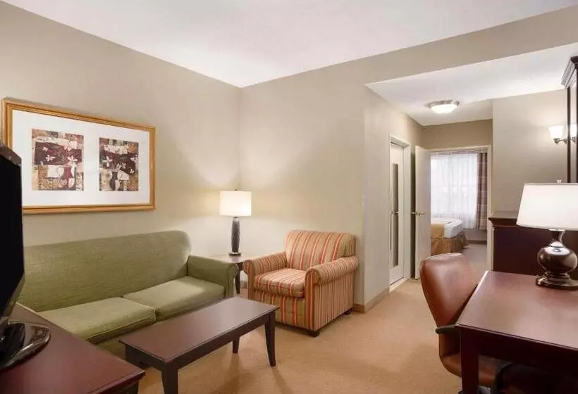 سوئیت برای معلولان, Country Inn & Suites By Radisson, Ithaca, Ny