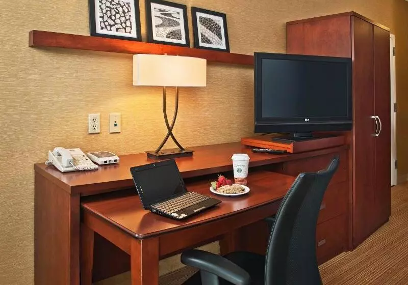 スタンダードルーム, Courtyard By Marriott Indianapolis Airport