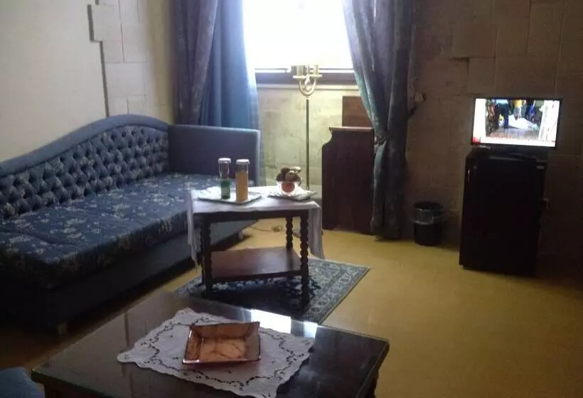 سوییت با چشم‌انداز دریا, Domus Mariae Benessere