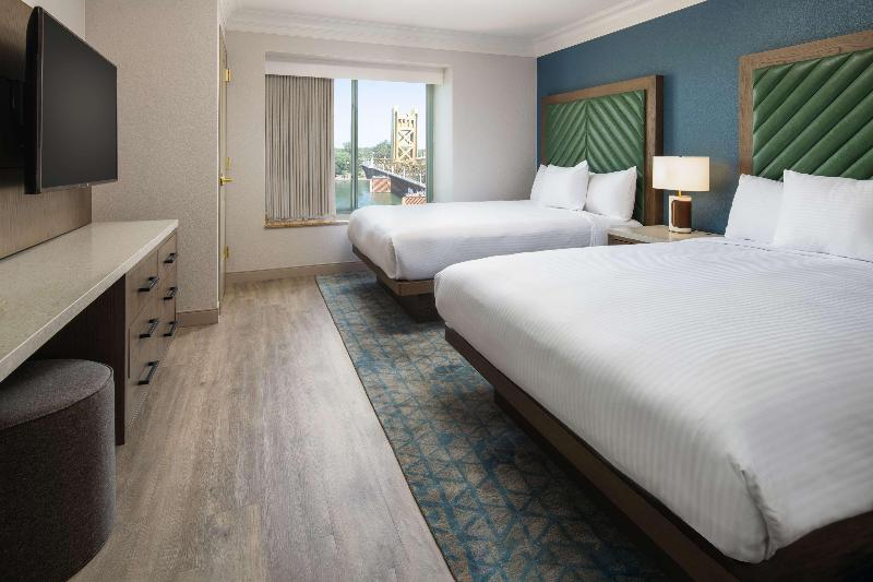 جناح مطل على البحر, Embassy Suites By Hilton Sacramento Riverfront Promenade