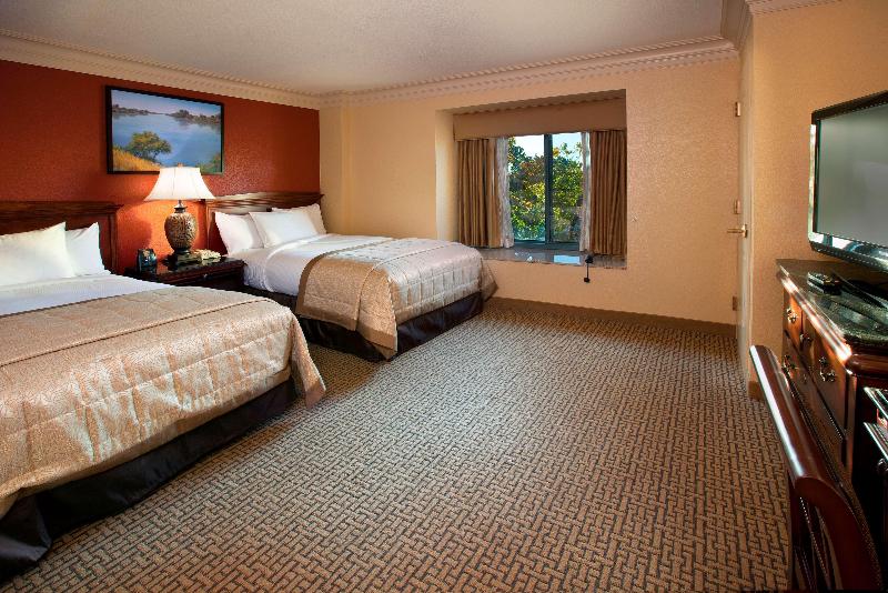 강 전망 스위트, Embassy Suites By Hilton Sacramento Riverfront Promenade