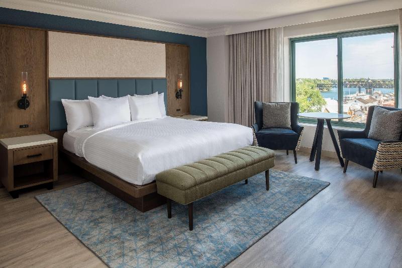 장애인을 위한 스위트, Embassy Suites By Hilton Sacramento Riverfront Promenade