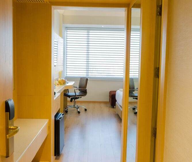 Chambre Standard Vue Ville, Gemini Continental Lucknow