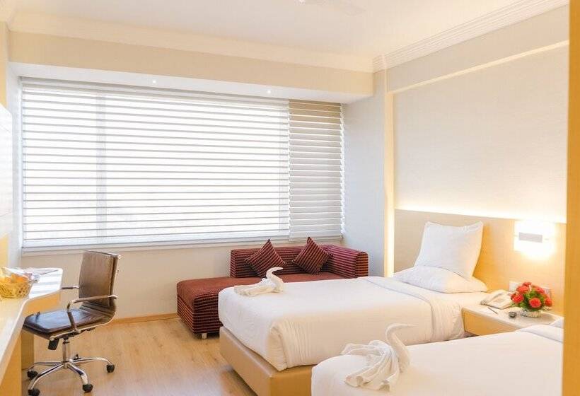 Chambre Standard Vue Ville, Gemini Continental Lucknow