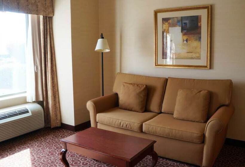 스탠다드 스튜디오, Hampton Inn & Suites Kingman