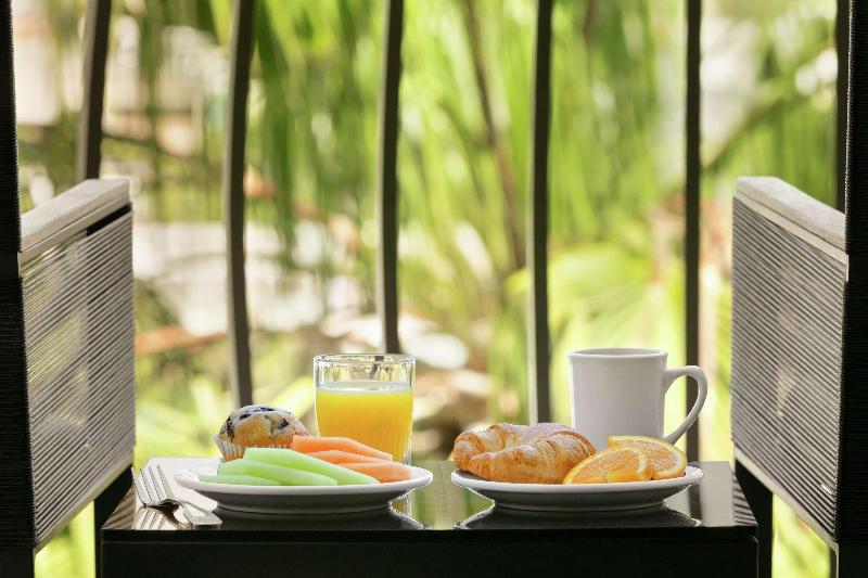 إستوديو قياسى, Hampton Inn & Suites Kingman