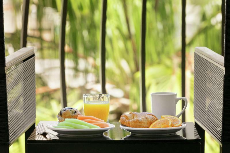 إستوديو قياسى, Hampton Inn & Suites Kingman