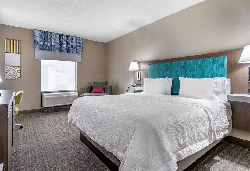 スタンダードルーム, Hampton Inn & Suites Louisville East