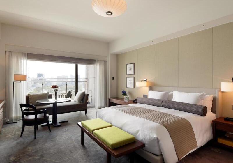 キングサイズベッドのスタンダードルーム, Hampton Inn & Suites Louisville East