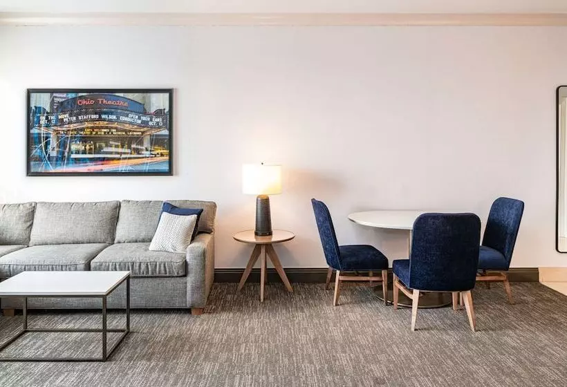 Executive-huone, Hilton Columbus/polaris