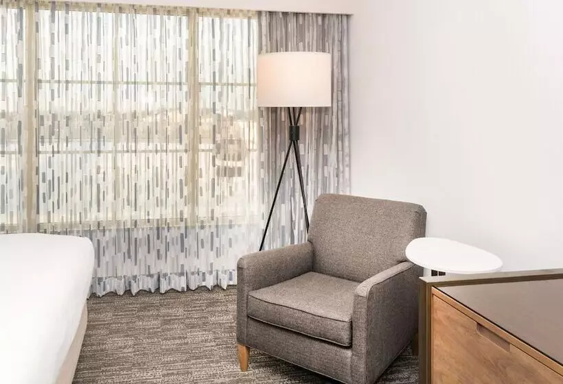 Standard-huone, Hilton Columbus/polaris