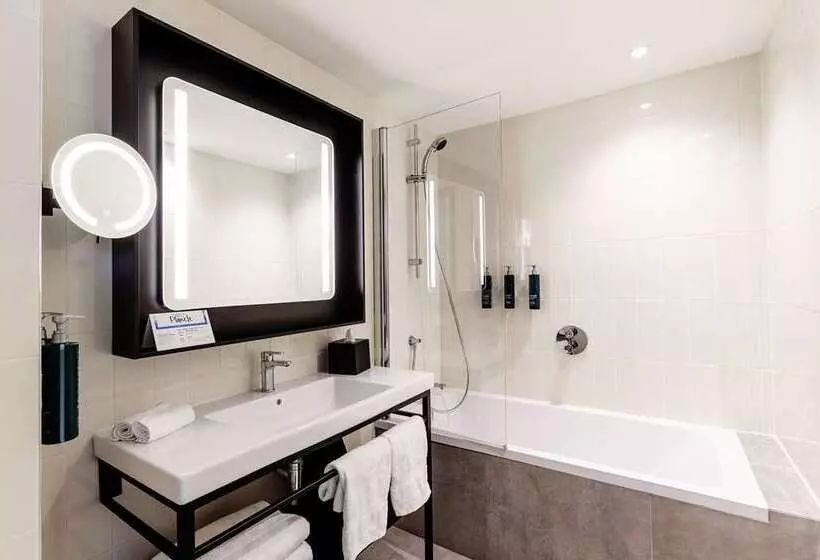 Standard-huone King-vuode, Hilton Columbus/polaris