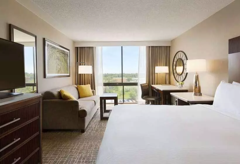 Standard-huone King-vuode, Hilton Columbus/polaris