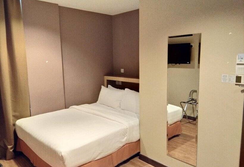 غرفة ديلوكس مطلة على المدينة, Kinabalu Daya