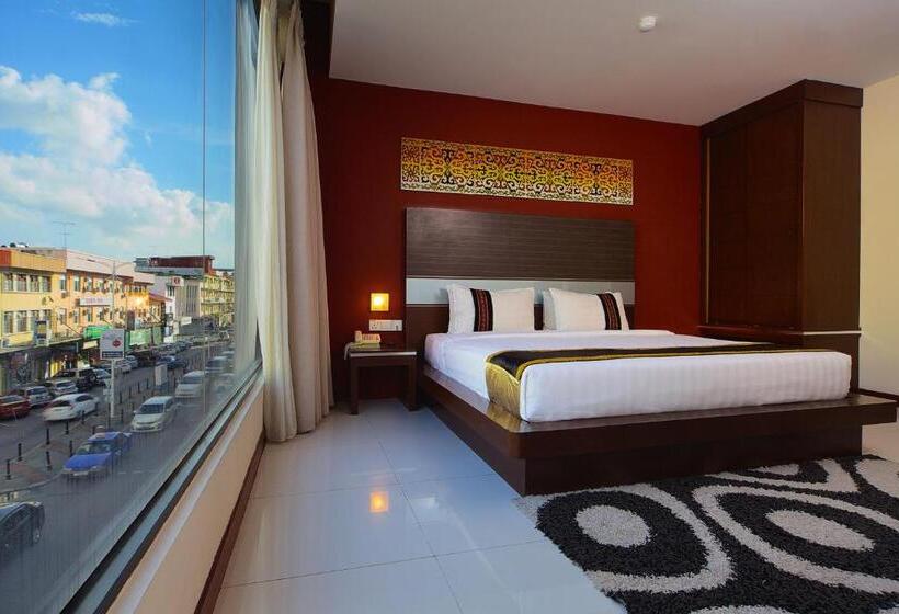 غرفة عائلية, Kinabalu Daya