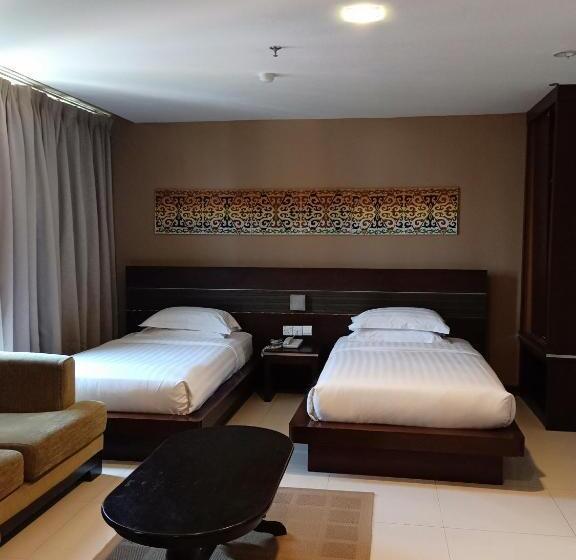 غرفة عائلية, Kinabalu Daya