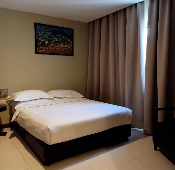 غرفة عائلية, Kinabalu Daya