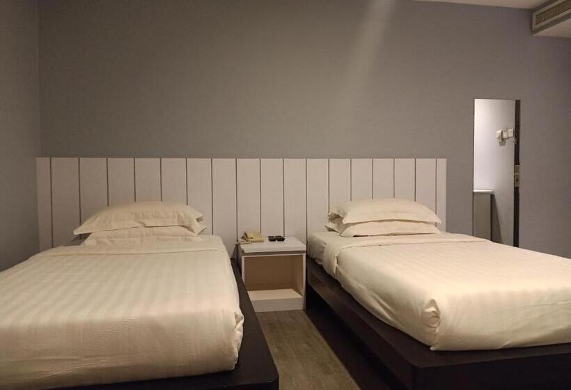 غرفة إقتصادية, Kinabalu Daya