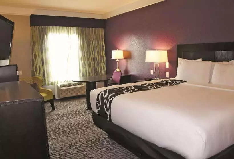 キングサイズベッドのデラックスルーム, La Quinta By Wyndham Pearland
