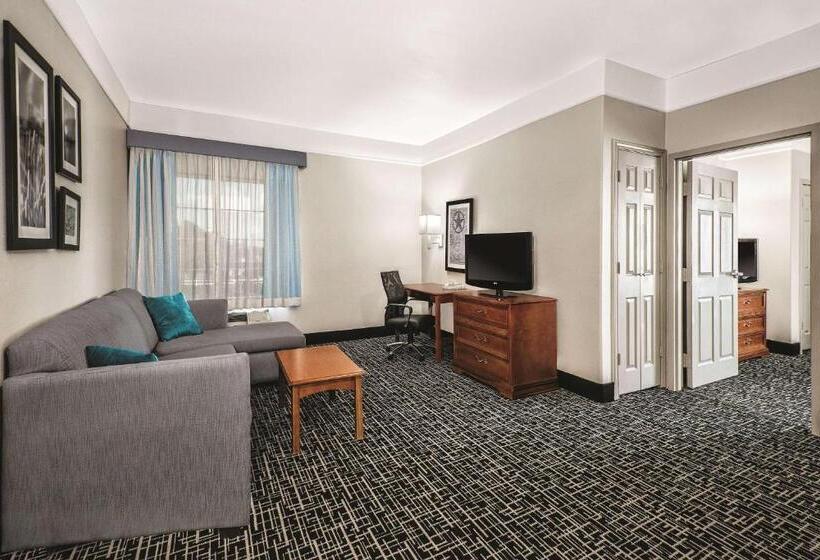 סוויטת 2 חדרי שינה, La Quinta By Wyndham Rosenberg