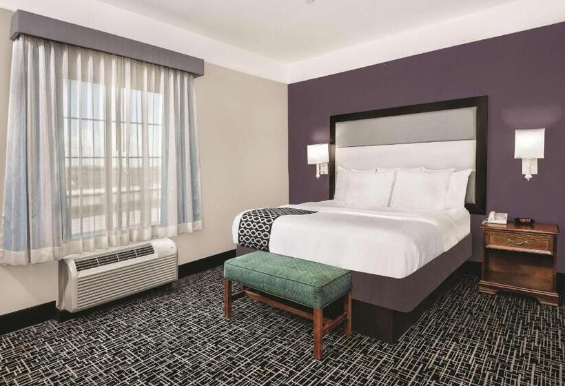 סוויטה מותאמת לאדם עם מוגבלויות, La Quinta By Wyndham Rosenberg