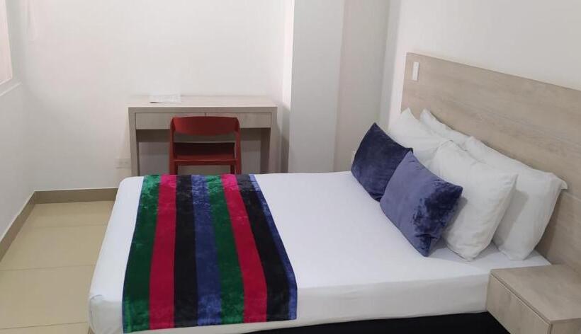 Habitación Estándar, Suite Comfort