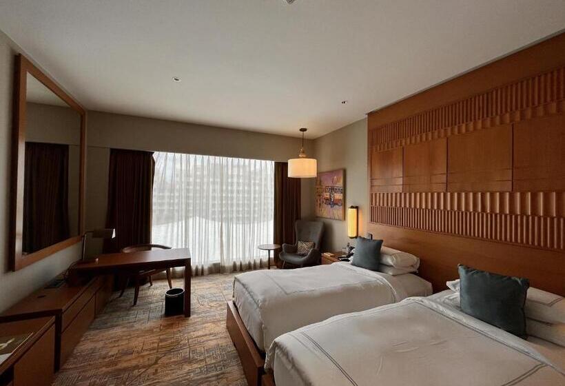 デラックスルーム, Taj City Centre New Town