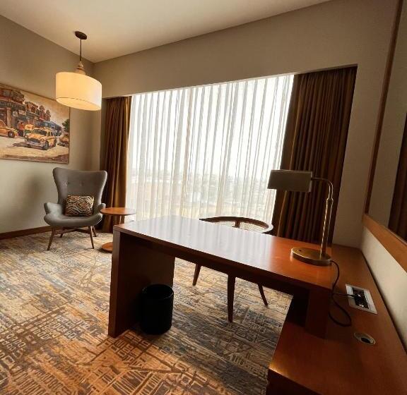 クラブルーム, Taj City Centre New Town