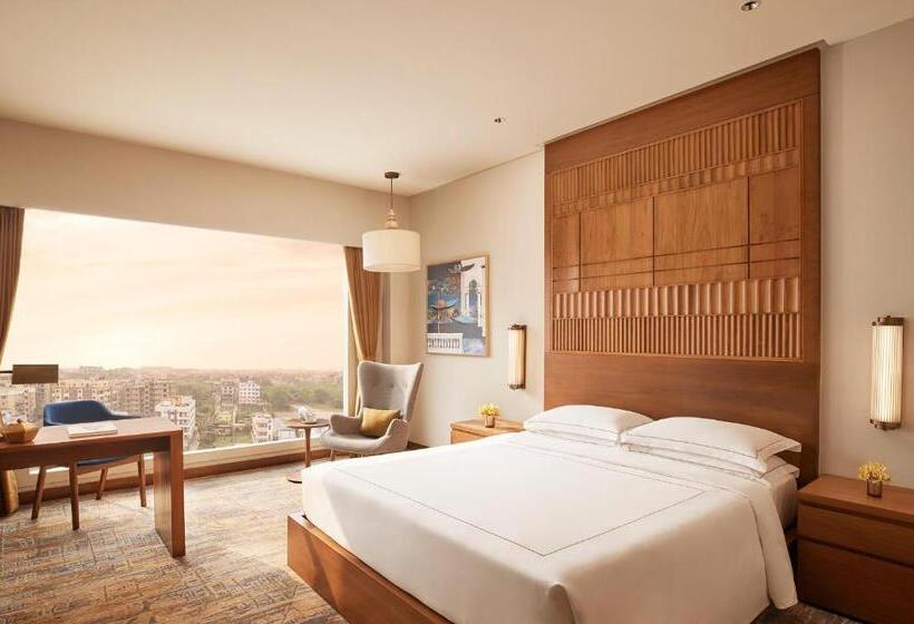 クラブルーム, Taj City Centre New Town