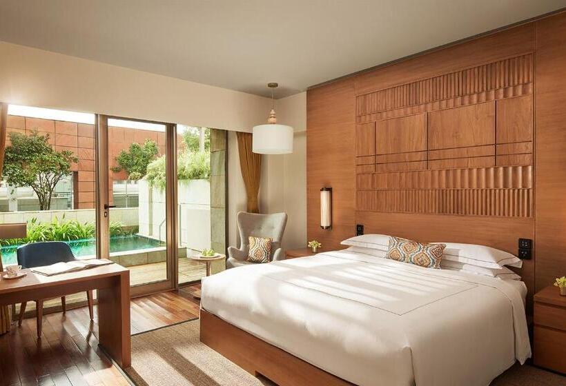 クラブルーム, Taj City Centre New Town