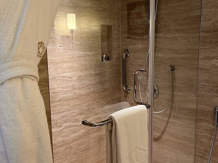 デラックスルーム, Taj City Centre New Town