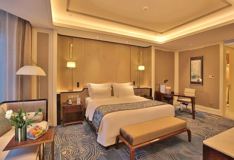 Номер Executive, Wyndham Qingdao