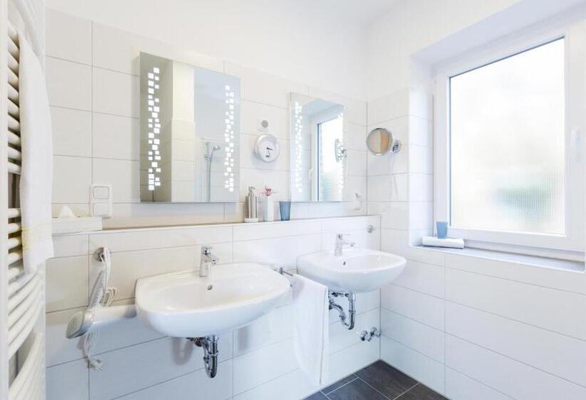 高级大房间, Globotel Business