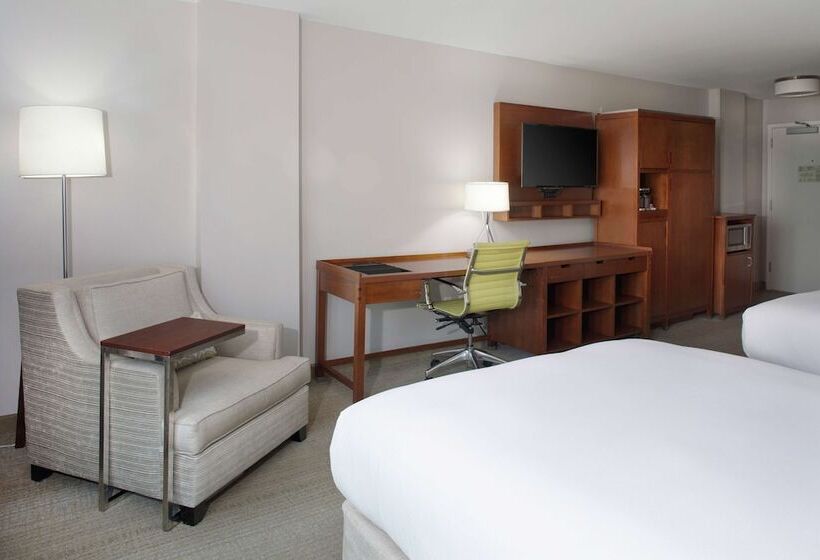 غرفه قياسيه سريرين مزدوجين, Doubletree By Hilton Hotel Biloxi